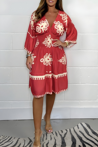 Lisa | Flattering Knee Length Dress