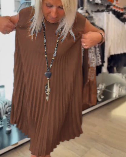 Alora | Pleated Chic Dress