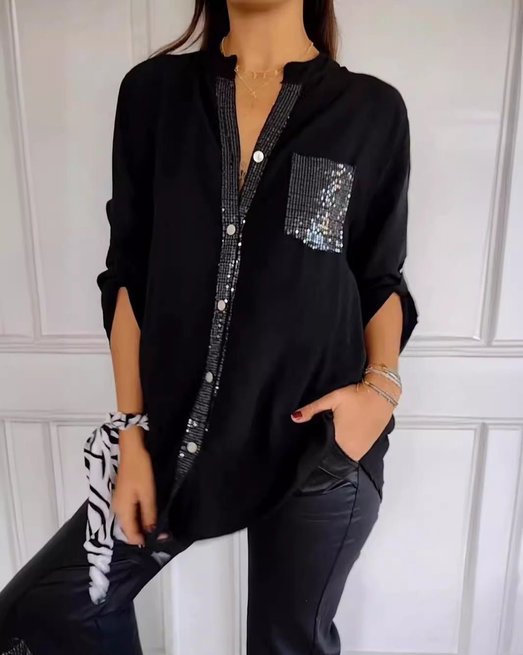 Black (Almost sold out) / 5XL (22-24)