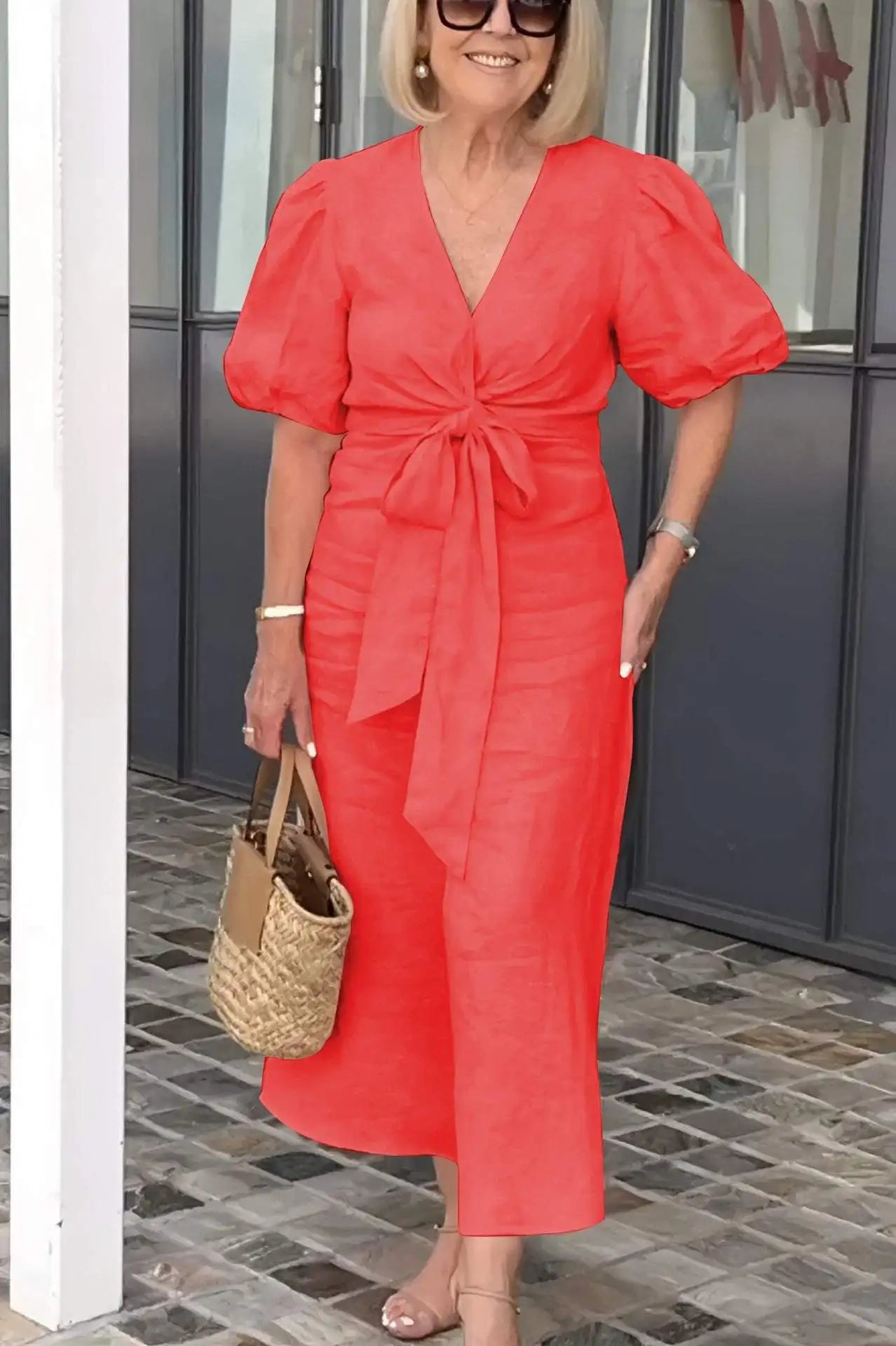 Red (Almost sold out) / 5XL (22-24)